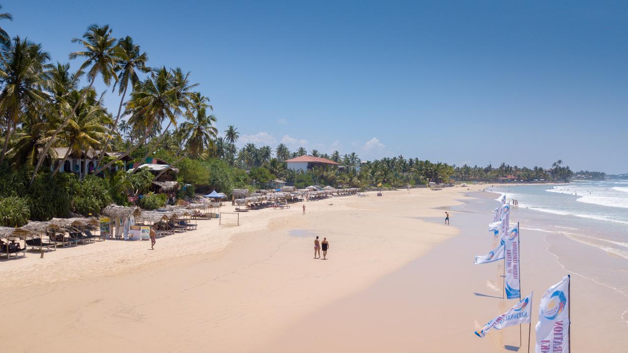 Beach Front Аханґама Екстер'єр фото