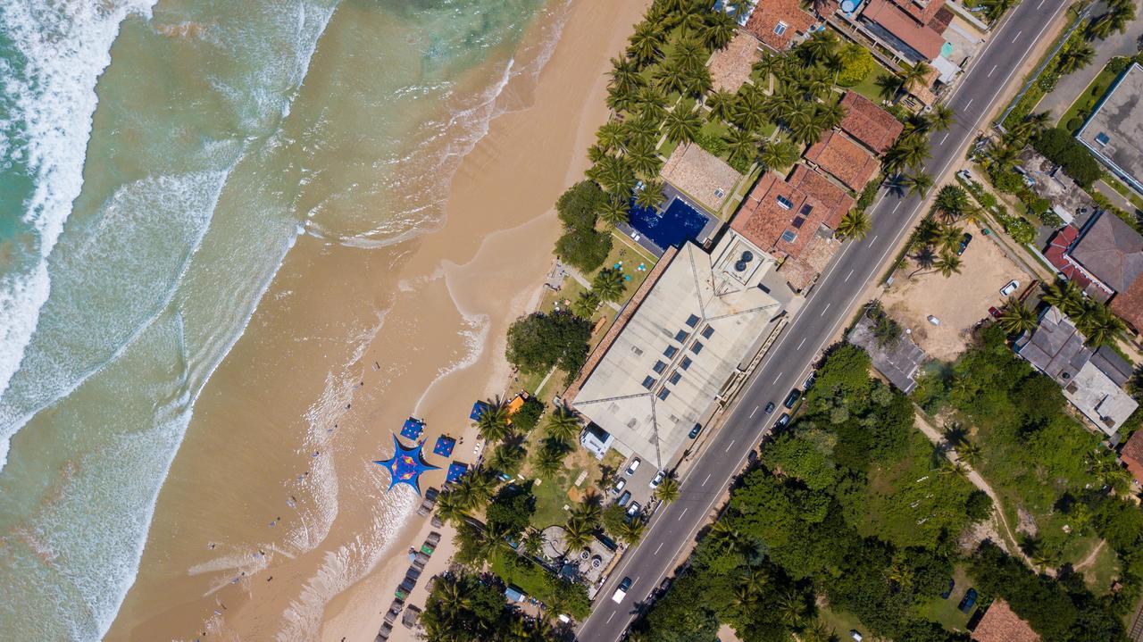 Beach Front Аханґама Екстер'єр фото